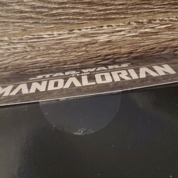 STAR WARS The Mandalorian 6 Surprise Crackers - Socks Brand New in Package - Picture 4 of 9